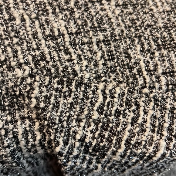 Liz Claiborne Black Tweed Skirt - Picture 3 of 3